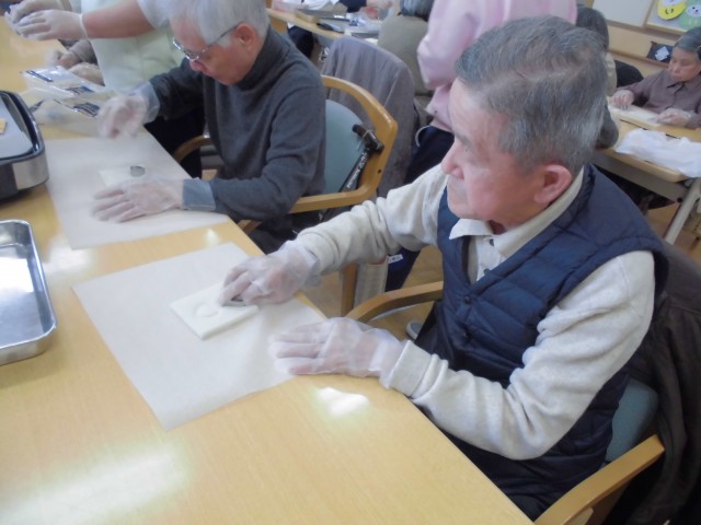 ステンドグラストースト