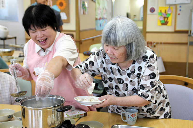 海老餃子2 - デイまなぐら