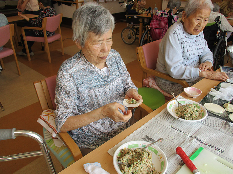 餃子つくり1 - まなぐら南