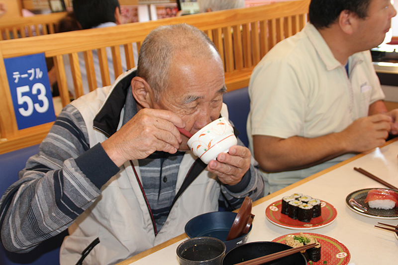 はま寿司④ - デイまなぐら