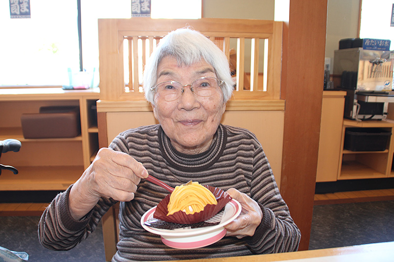 はま寿司⑧ - デイまなぐら