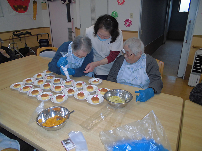 カップケーキのデコレーション① - ショートまなぐら