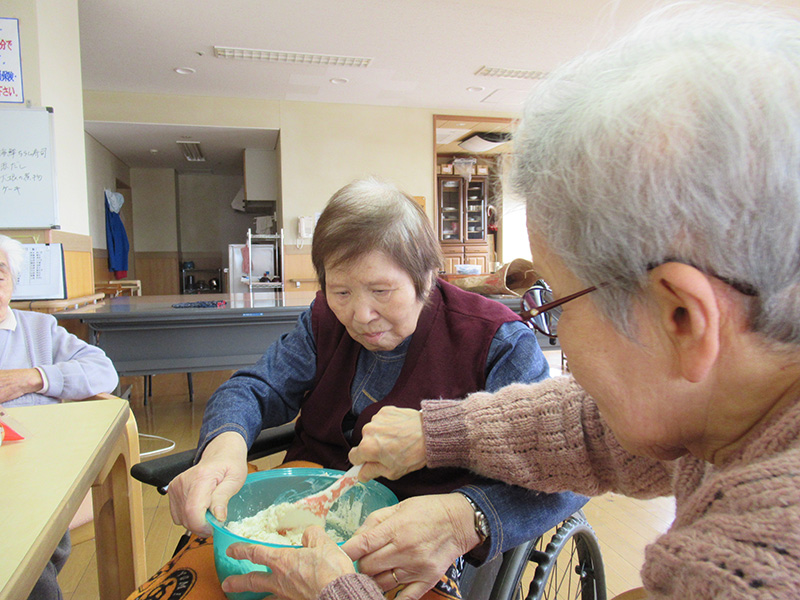 お菓子作り - ケアハウス福山
