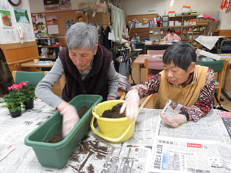 園芸2 - デイ備後