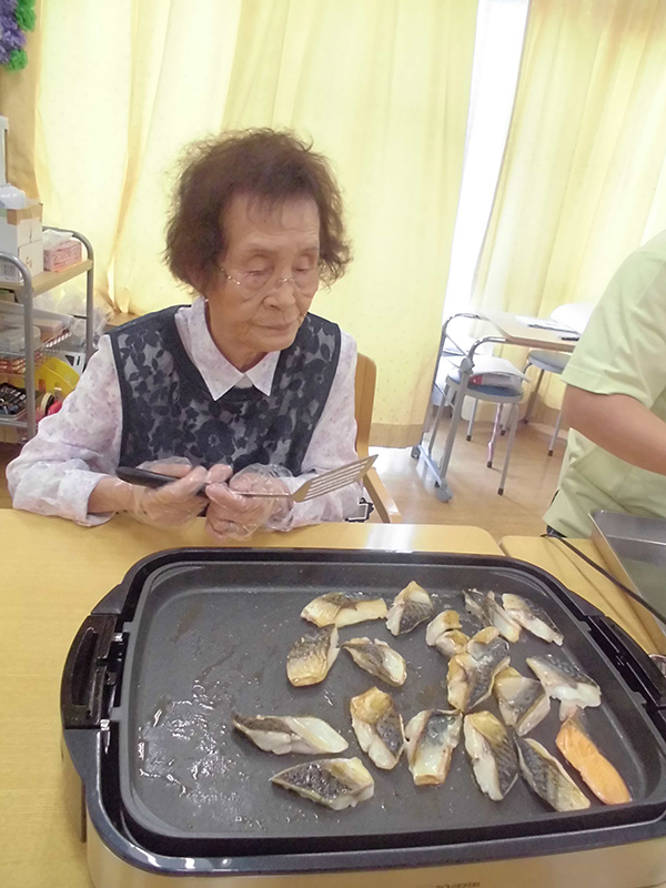 鯖サンド1 - デイまなぐら