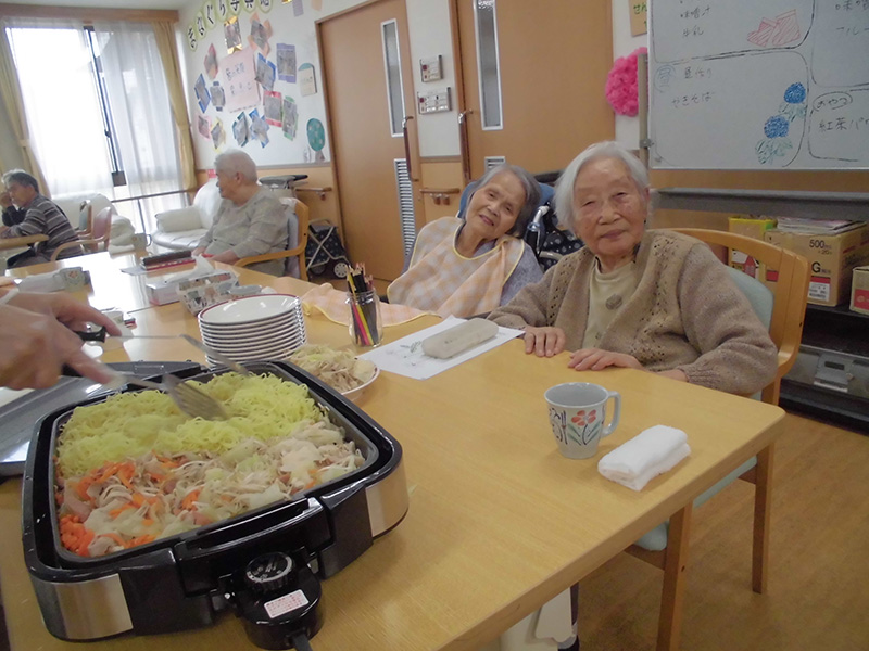 お昼作り『焼きそば』② - ショートまなぐら