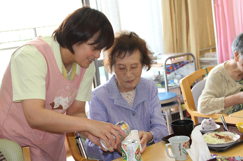 鶏肉焼きパティ―③ - デイまなぐら