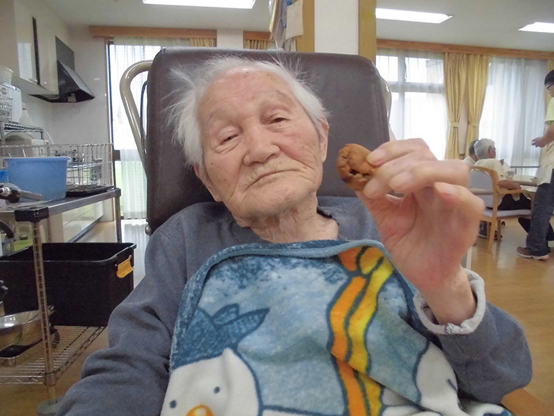 おやつ作り『フォンダンショコラ風チョコレート』2 - ショートまなぐら