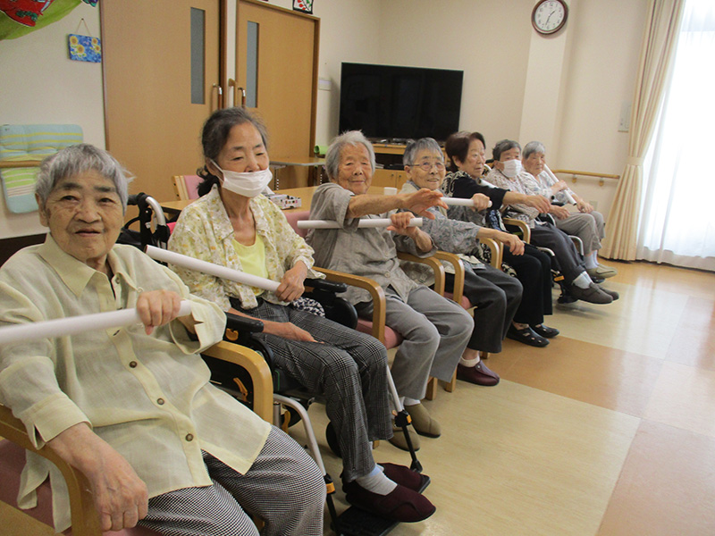 棒体操② - 小多機まなぐら南