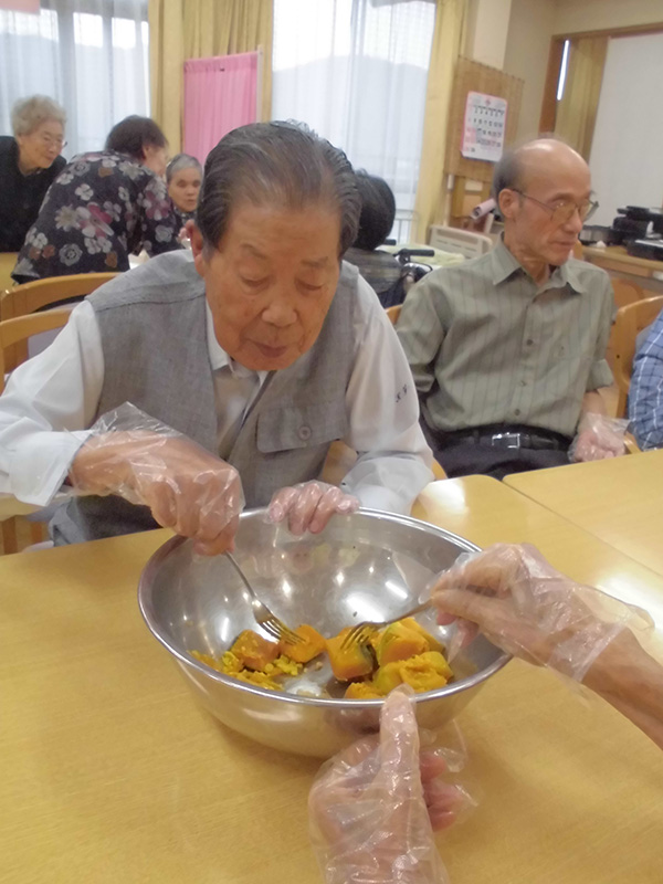 かぼちゃのみたらしおやき② - デイまなぐら