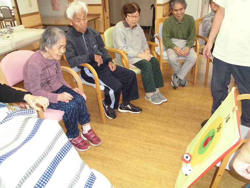 レク『的当てゲーム』① - ショートまなぐら