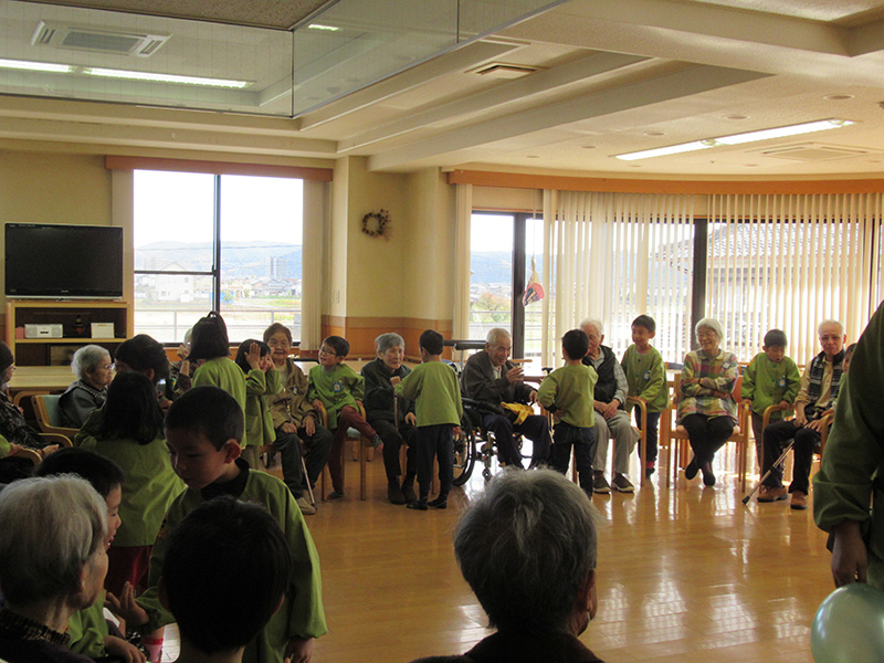 あおば保育所交流会 - ケアハウス福山