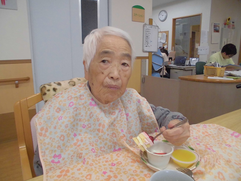 おやつバイキング④ - ショートまなぐら