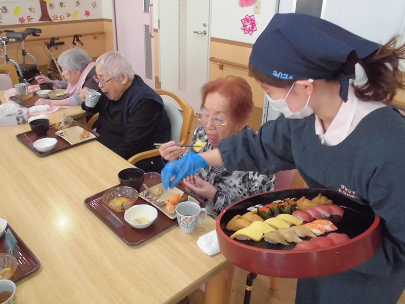 寿司バイキング② - ショートまなぐら