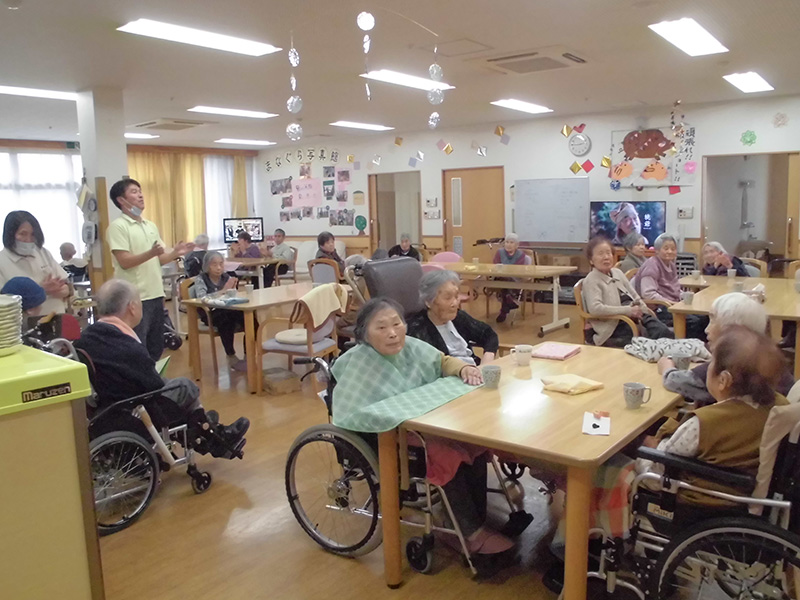 お誕生日会① - ショートまなぐら