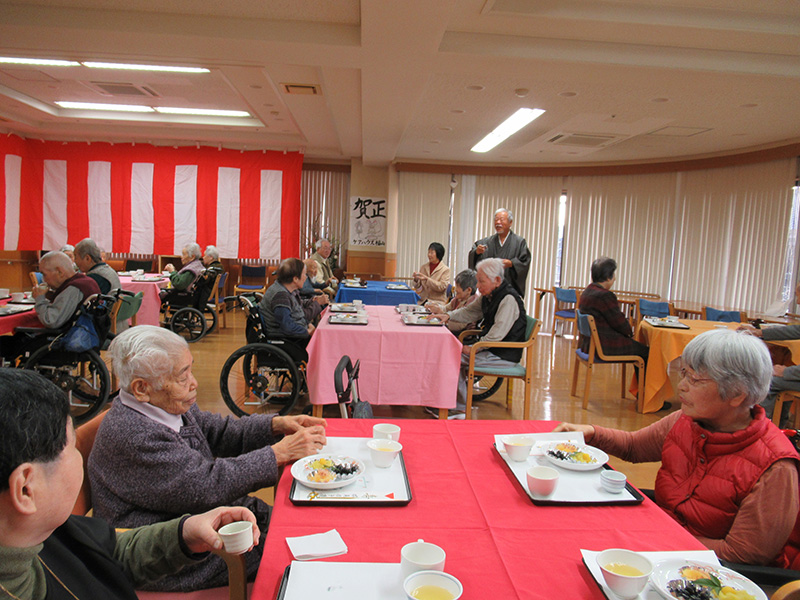 2020年お正月食事会1 - ケアハウス福山