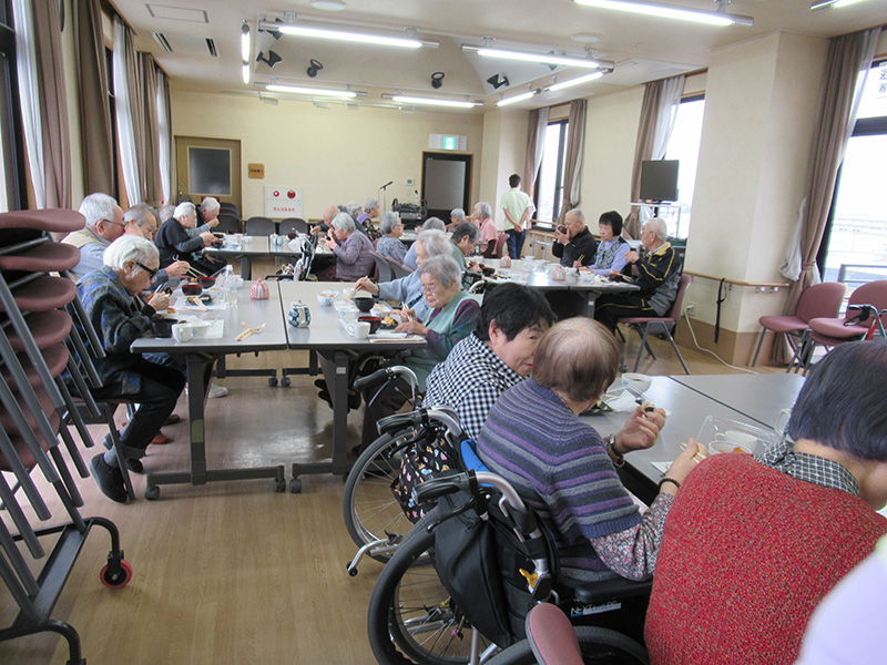 お花見ドライブ吉野山公園3 - ケアハウス福山