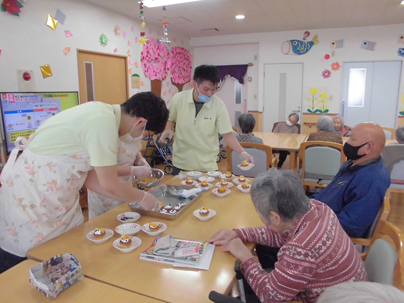 おやつ作り『カップケーキデコレーション』1 - ショートまなぐら