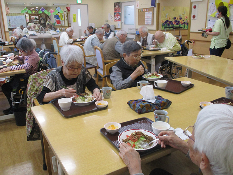 タコライス3 - デイまなぐら