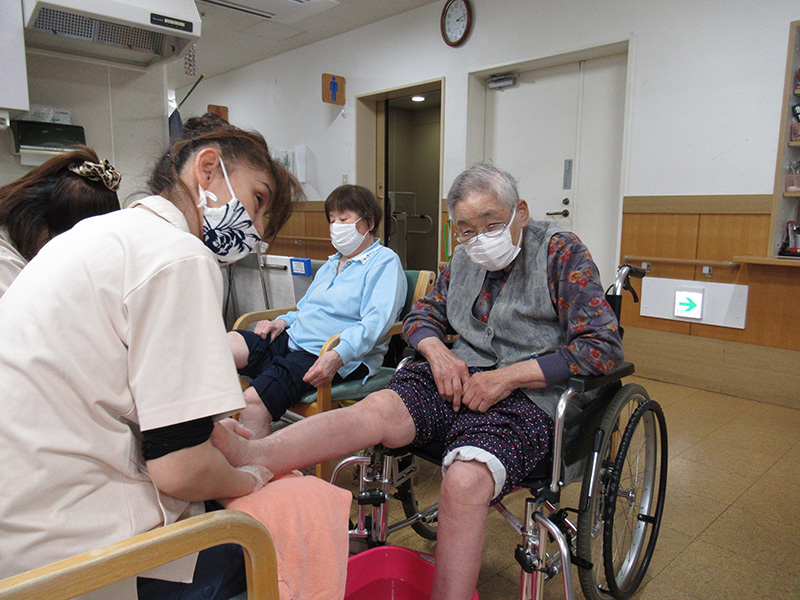 足もみ2 - デイ備後