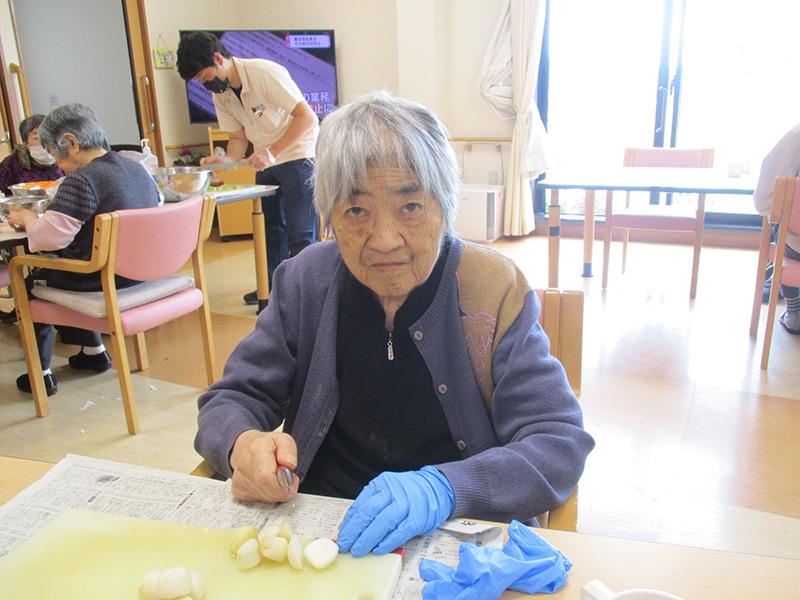 お昼作り3 - 小多機まなぐら南