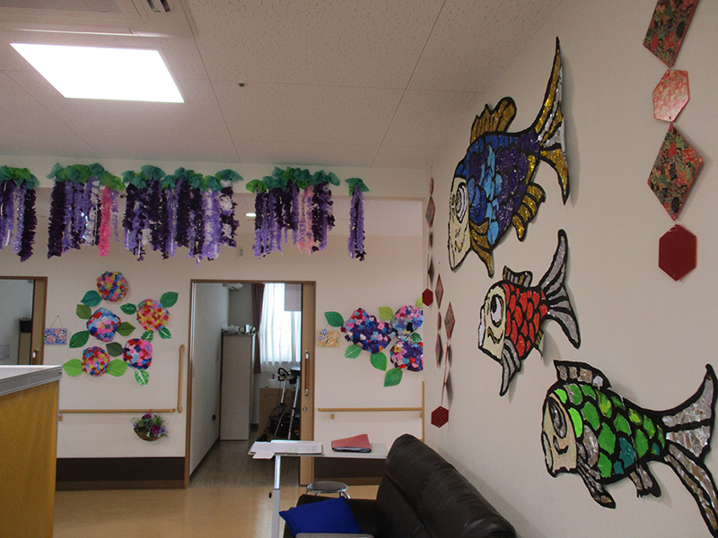 壁画2 - 小多機まなぐら南