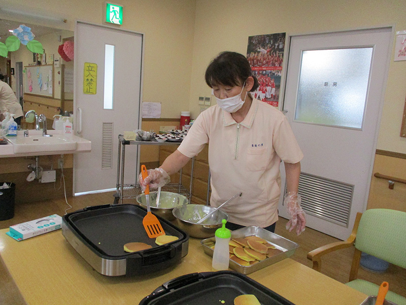 どら焼き1 - デイまなぐら