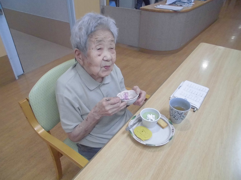 おやつバイキング1 - ショートまなぐら