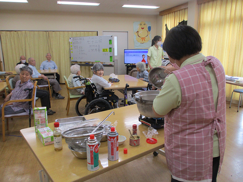 濃厚豆乳ごま担々そうめん1 - デイまなぐら