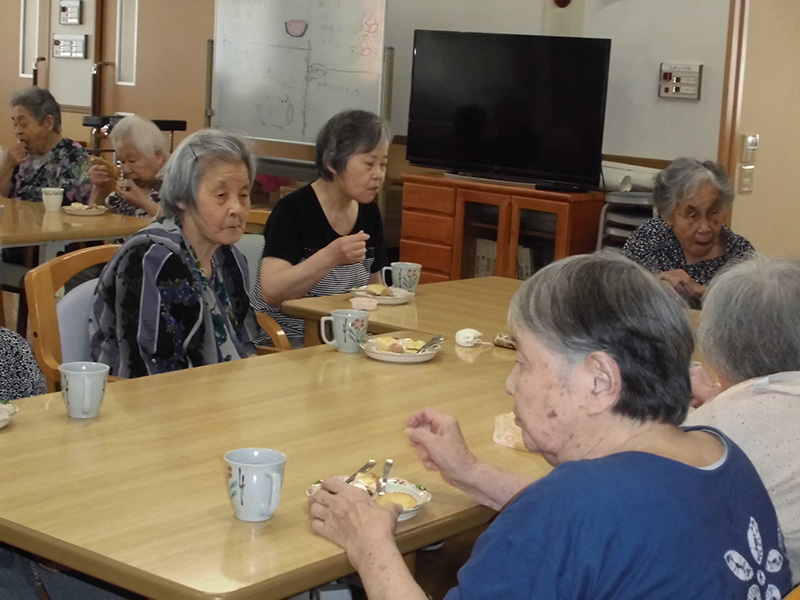 おやつバイキング2 - ショートまなぐら