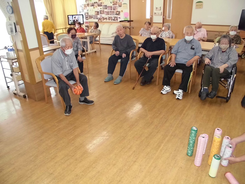 レクリェーション『ボーリング』2 - ショートまなぐら