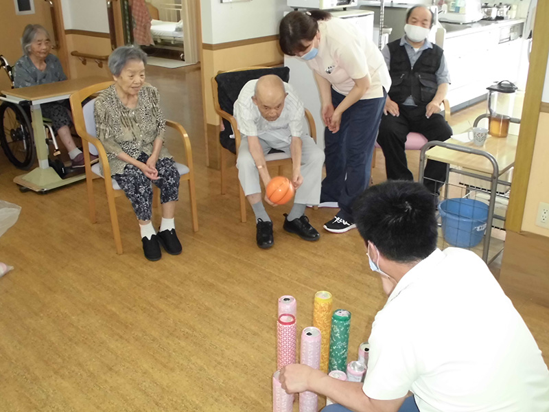 レクリェーション『ボーリング』3 - ショートまなぐら