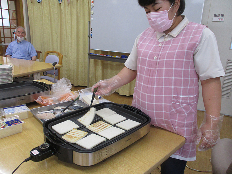 鯖バーガー1 - デイまなぐら