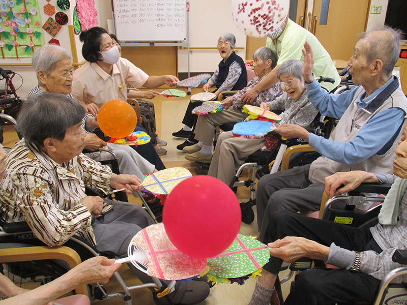 午後のレクレーション1 - 小多機まなぐら南