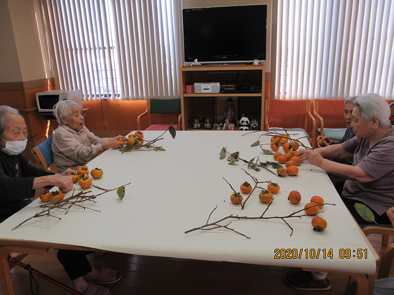 10月干し柿作り2 - ケアハウス福山