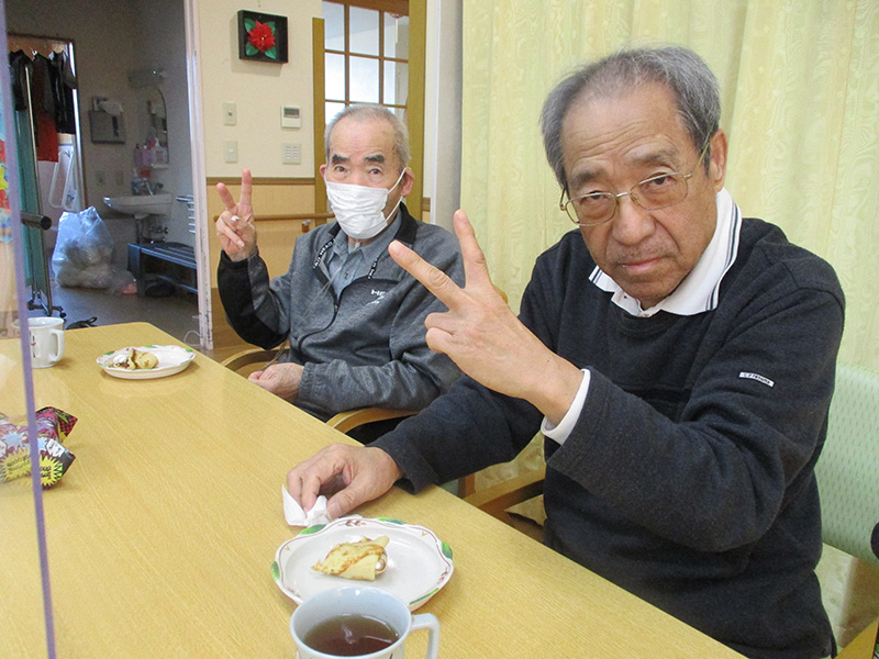 秋のクレープ3 - デイまなぐら