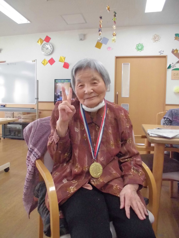 レクリェーション『輪投げ』5 - ショートまなぐら