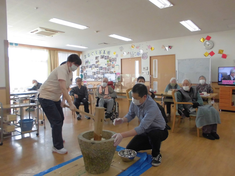 餅つき3 - ショートまなぐら