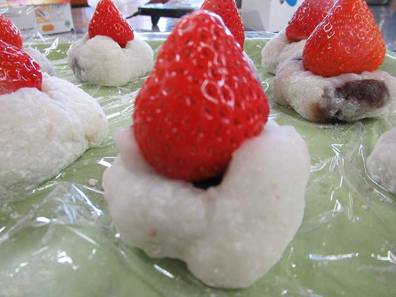 イチゴ大福づくり2 - ケアハウス福山