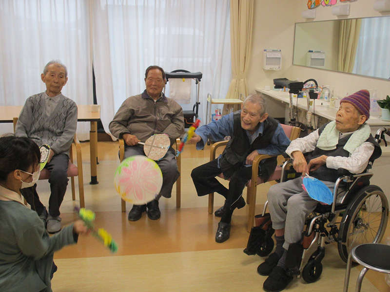 フーセンバレー4 - 小多機まなぐら南