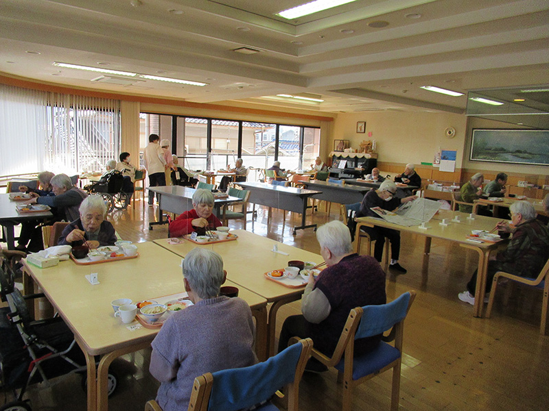 2月誕生日会3 - 小多機まなぐら南