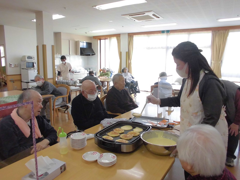 おやつ作り『ふわふわホットケーキ』2 - ショートまなぐら