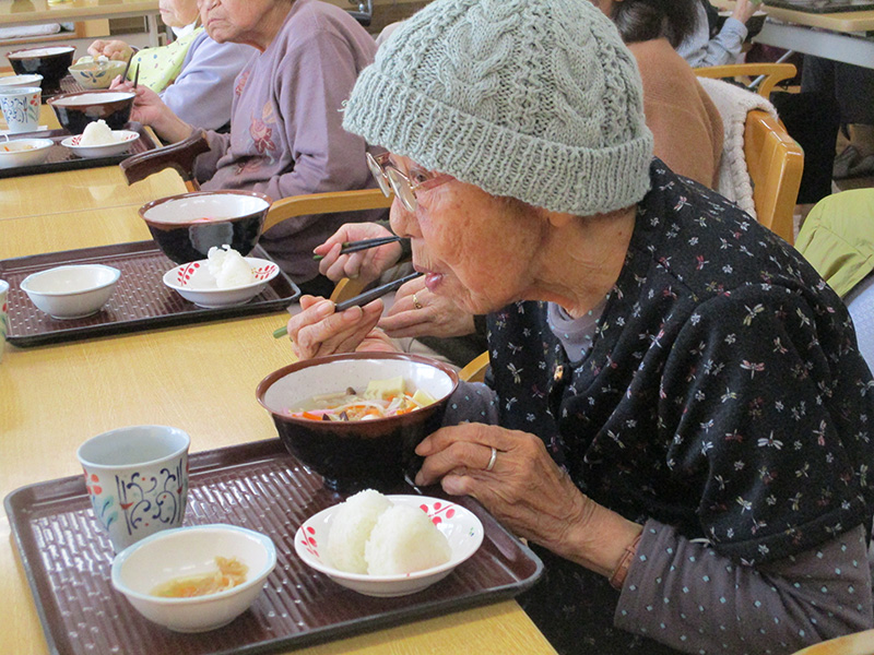  - デイまなぐら