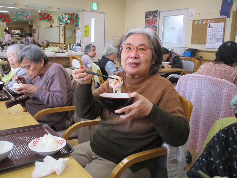  - デイまなぐら