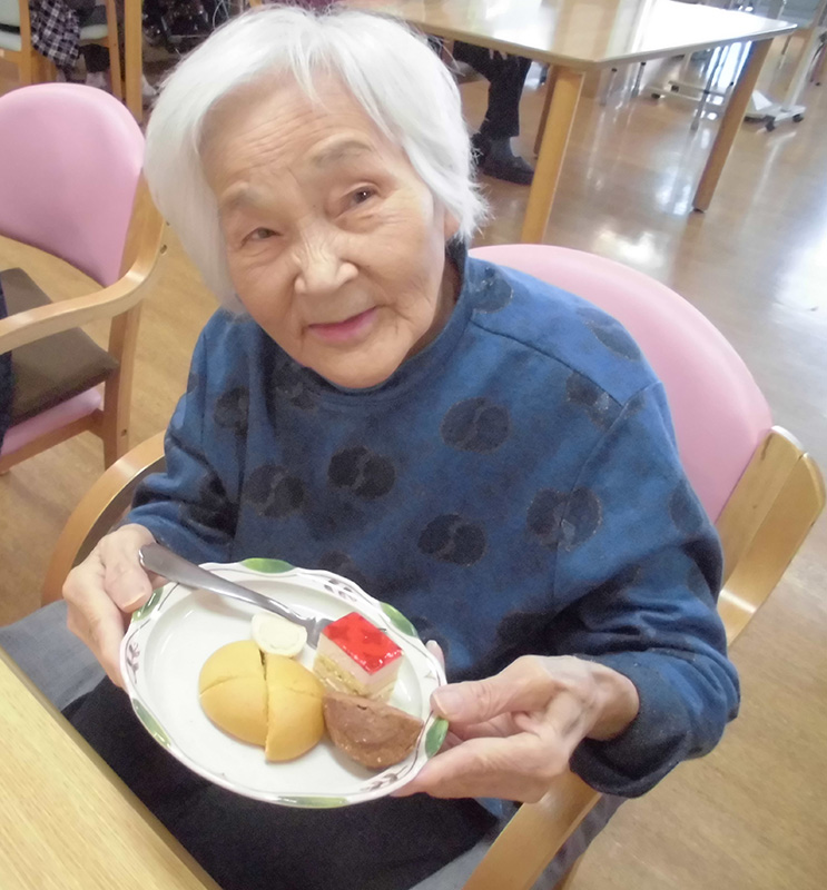 おやつバイキング - ショートまなぐら