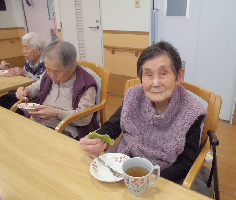 おやつ作り『抹茶のクレープ』2 - ショートまなぐら