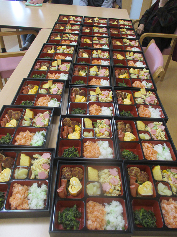  - デイまなぐら