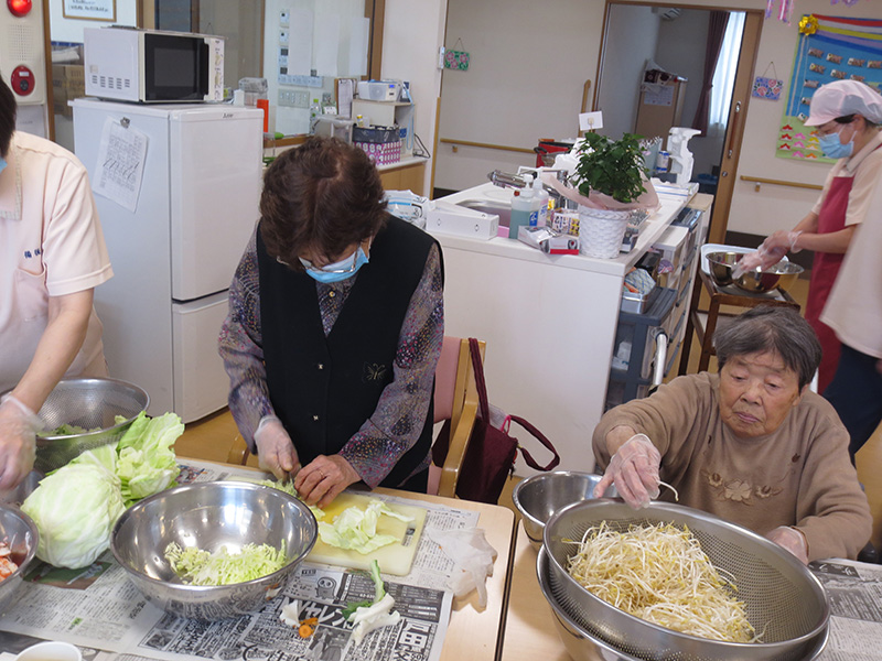  - デイまなぐら