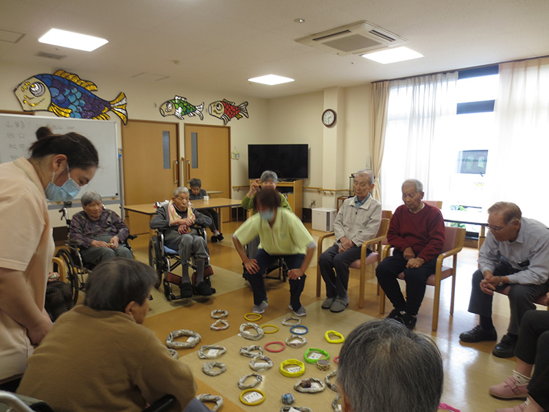  - デイまなぐら