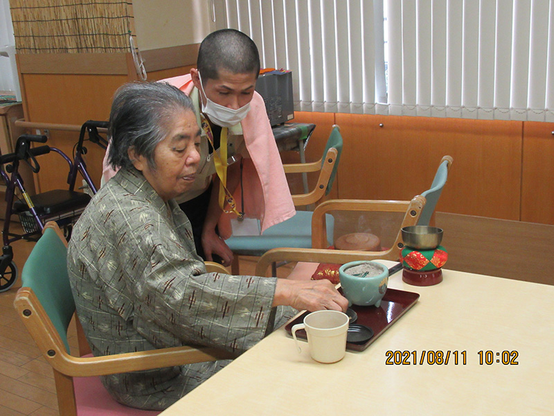 ご先祖様供養1 - ケアハウス福山